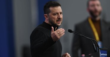 Доктор Зеленский: как президент Украины агрессивной критикой хочет вывести Европу из транса