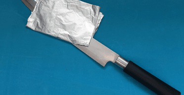 Як заточити ніж фольгою: простий і доступний спосіб за лічені секунди