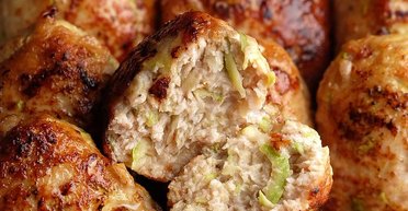 Котлеты с картошкой в духовке: удобный способ сразу приготовить гарнир