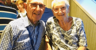 Дивилися 1 раз у житті: пара знайшла в інтернеті своє весільне відео, втрачене 57 років тому