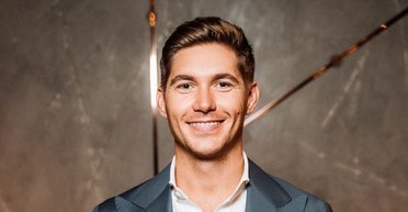 Евровидение, "голодная туса" и трое детей: вспоминаем судьбу Остапчука, уехавшего в Канаду