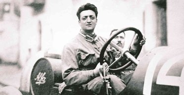 Гуру суперкарів: 128 років із дня народження Енцо Феррарі (фото)