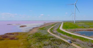 РФ захватила крупнейшие в Европе солнечные и ветроэлектростанции мощностью сотни мегаватт