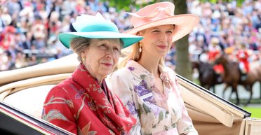 Леді Габріелла в елегантному вбранні вийшла у світ після трагічної смерті чоловіка (фото)