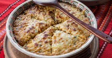 Болгарський варіант надзвичайно смачного пирога "Пататнік": простий і швидкий рецепт