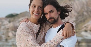 "Мы по разные стороны": солист Quest Pistols впервые прокомментировал развод с россиянкой Горбачевой