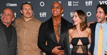 Угощение для чемпиона: Эмили Блант рассказала, что любит есть Александр Усик (видео)