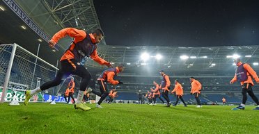 Момент истины. Последний шанс "крестьян" и "горняков" побороться за место в плей-офф