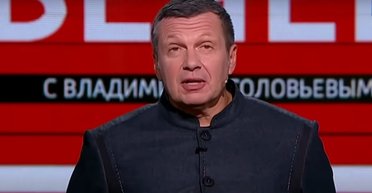 Грозится разорить: пропагандист Соловьев обозвал нацистами руководство Mercedes (видео)