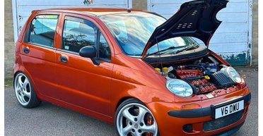 Карманная ракета: британцы скрестили Daewoo Matiz с Opel Vectra (видео)