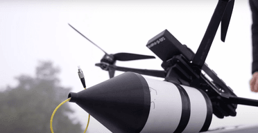 Не разминулись: военный ВСУ показал неудачу оптоволоконного дрона ВС РФ (видео)