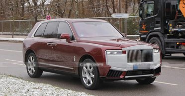 Новый Rolls-Royce Cullinan 2024 заметили на дорогах до премьеры (фото)