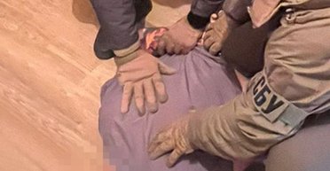 Донатил криптовалютой на армию РФ: в Киеве задержали топ-менеджера крупного банка (фото)