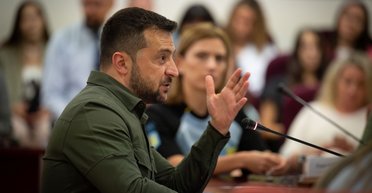 "Враг почувствует": Зеленский два дня подряд собирал военный кабинет, подробности