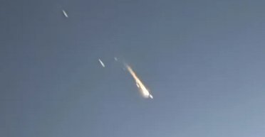 Вогняна куля в небі: над Америкою згоріли китайський супутник і космічна ракета (відео)