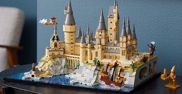 Батько зробив з будинку казковий замок, щоб його дочка не сиділа у телефоні (фото, відео)