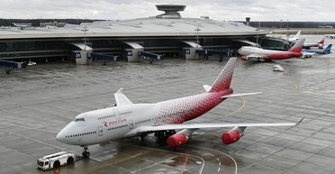 Дефицит заставил: в РФ вернули в небо винтажные двухпалубные Boeing 747