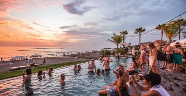 Совсем не такой: популярный "райский уголок" для отдыха разочаровал двух подруг, вот почему