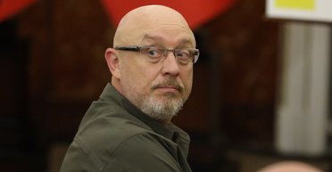 Придется переписать Конституцию: Резников заговорил о размещении иностранных военных баз