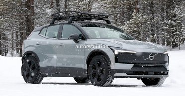 Мощный и недорогой электрокроссовер Volvo для бездорожья рассекретили до премьеры (фото)