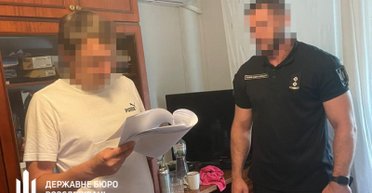 В Киеве прокурор присвоил изъятые во время обысков 4 млн и перестал ходить на работу (фото)