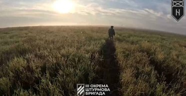 "Здавайся, дурню, жити будеш": 3 ОШБр показала зачистку підходів до Андріївки (відео)