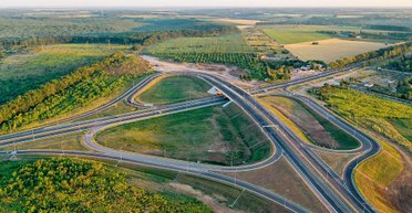 Дороги, кредиты, няни. Насколько результативными были президентские госпрограммы в 2021 году