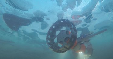 Полювання на НЛО: у замерзлому озері через 77 років знову шукають космічний корабель (відео)