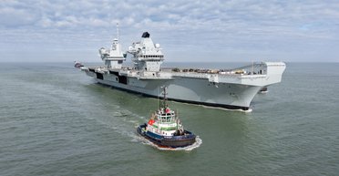 Главная угроза РФ и Китаю: как выглядит изнутри мощнейший авианосец Британии (фото)