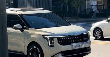 Альтернатива кроссоверам: новый Kia Carnival полностью рассекретили до премьеры (фото)