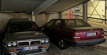 Раллийная легенда и седан Ferrari: на паркинге обнаружили заброшенные итальянские спорткары (фото)