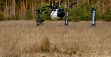 Китай поставил в Россию 500 000 км оптоволокна: сколько дронов появится на фронте (инфографика)