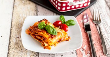 Лазанья нашвидкуруч: простий рецепт із тонким лавашем