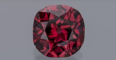 Учені розкрили секрет одного з найрідкісніших алмазів у світі вартістю $2,6 млн (фото)