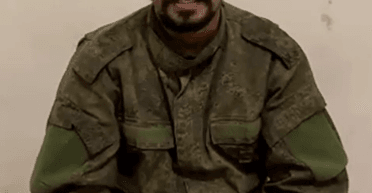 "Обращались как с животными": иностранец рассказал о службе в армии России (видео)