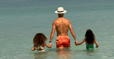 Кріштіану Роналду показав зворушливі кадри з дітьми (фото)