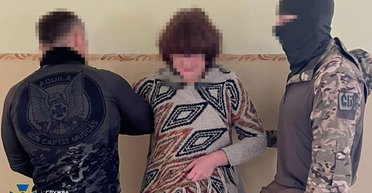 Шпионила за техникой ВСУ из окна: в Славянске задержали корректировщицу РФ