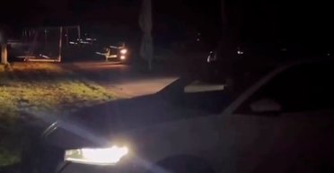 В Киеве родители футболистов оригинально решили проблему блэкаута (видео)