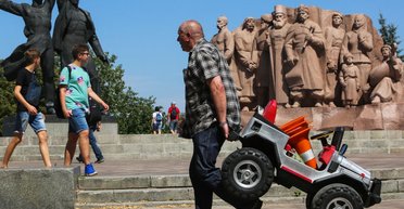 Сюрприз: тарифы на ЖКХ не изменились. Что произошло с экономикой за 28 лет независимости