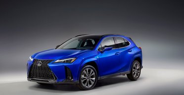 Lexus представил компактный экономичный кроссовер на 200 сил (фото)