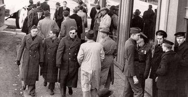 "Доказ неможливого": мандрівник у часі помічений на знімку 1943 року (фото)