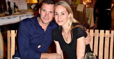 Андрей Шевченко в годовщину свадьбы показал архивные фото с женой