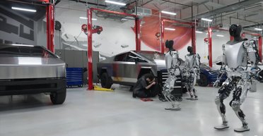 Восстание машин: работник Tesla утверждает, что на него напал робот и требует 44 млн долларов