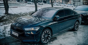 Роскошь по-чешски: в Киеве заметили самую дорогую Skoda (фото)