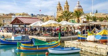 Серьезная угроза на курорте ЕС: туристам подмешивают запрещенные вещества в напитки и еду