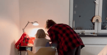 Даша Кацуріна показала, як Дантес робив уроки з її донькою (фото)