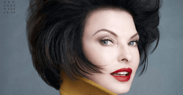 Лінда Євангеліста знялася для ювілейного випуску Vogue Італія (фото)