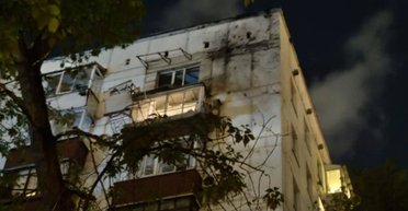 "Ударились в многоэтажку": Москву вторую ночь подряд атакуют дроны, детали (видео)