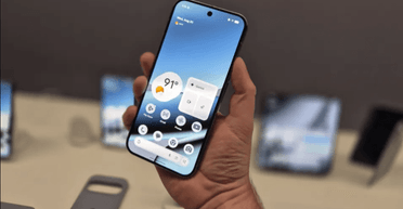 Экран все время включен, а батарея не садится: какие смартфоны удивят новой функцией