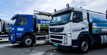 Мережа "Укрзолото" передала дві цистерни на Херсонщину